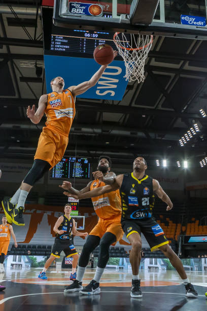 具备极大的 具备极大的